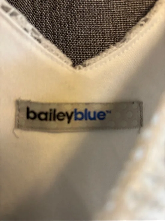 bailey blue White Lace V-Neck Mini Dress - Picture 2 of 6